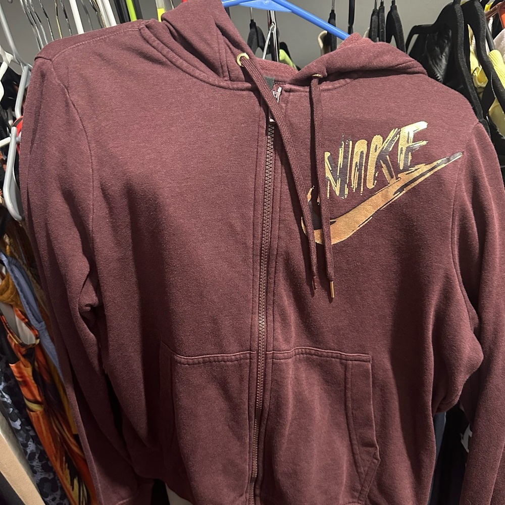 Nike Burgundy activewear set